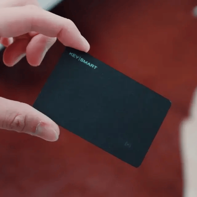 SmartCard | Funziona con Apple Trova la mia app | Ricarica senza fili